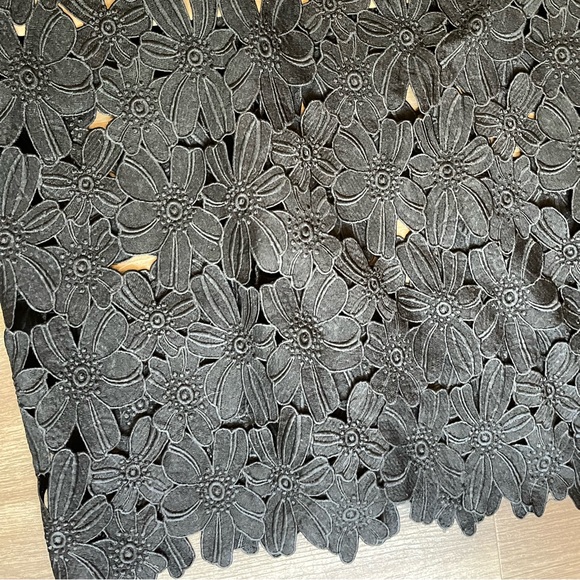 NA-KD Cold Shoulder Crochet Midi Dress. - Picture 7 of 14